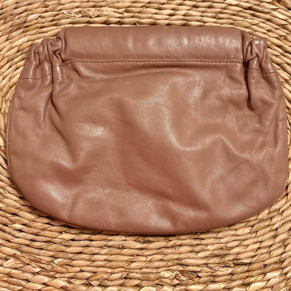 Vintage Pappagallo brown leather clutch